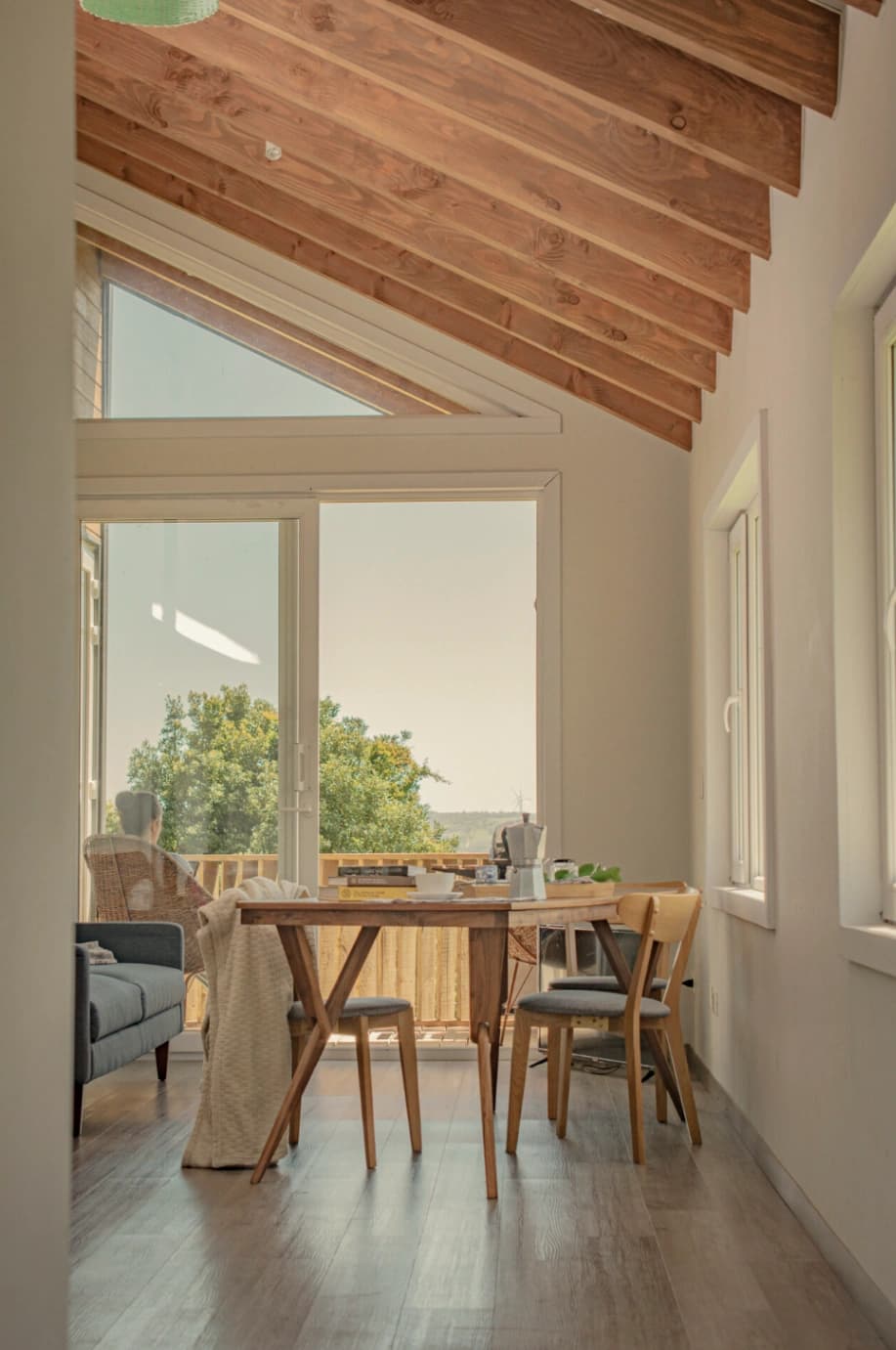 Ave Lodge - imagen 1 de 2